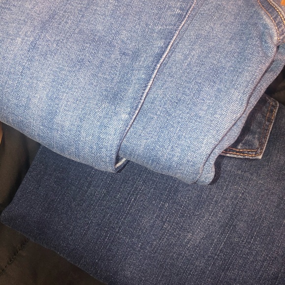 WORN ONCE AMERICAN EAGLE JEANS - Picture 1 of 1